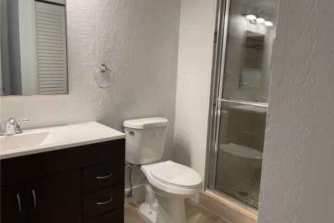 Condo in Weston, Florida, 2 bedrooms № 2191187 - photo 14
