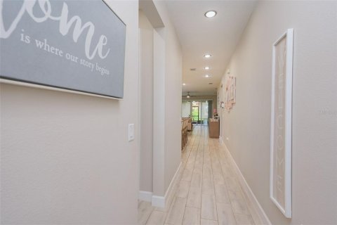Casa en venta en Leesburg, Florida, 4 dormitorios, 174.56 m2 № 2195912 - foto 5