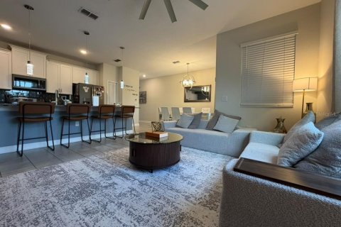 Touwnhouse à vendre à Kissimmee, Floride: 4 chambres, 177.81 m2 № 2425213 - photo 14