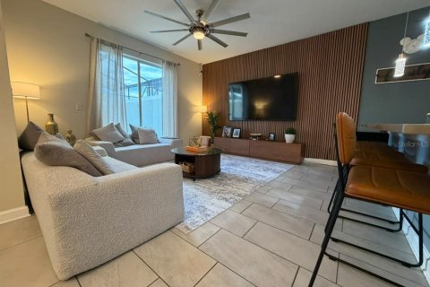 Touwnhouse à vendre à Kissimmee, Floride: 4 chambres, 177.81 m2 № 2425213 - photo 13