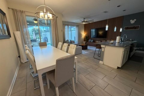 Touwnhouse à vendre à Kissimmee, Floride: 4 chambres, 177.81 m2 № 2425213 - photo 9