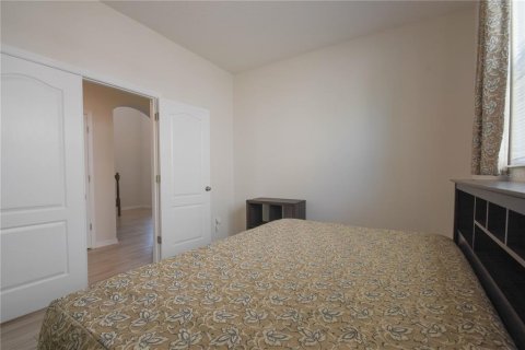 House in Apopka, Florida 4 bedrooms, 223.8 sq.m. № 1744318 - photo 16