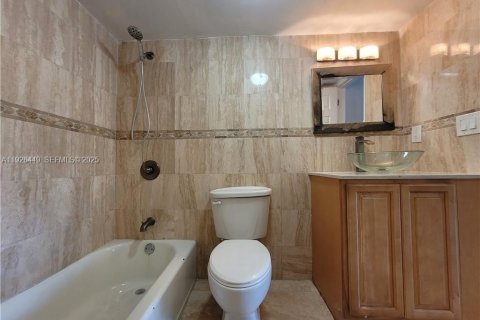 Снять в аренду квартиру в Норт-Майами-Бич, Флорида 1 спальня, 75.44м2, № 1986501 - фото 10