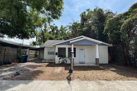 House in Tampa, Florida 3 bedrooms, 112.97 sq.m. № 1725431 - photo 1
