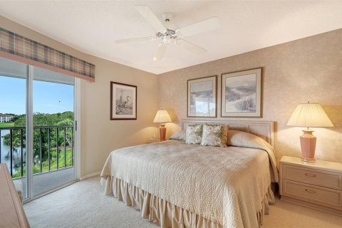 Condo in Sarasota, Florida, 2 bedrooms  № 2294452 - photo 15