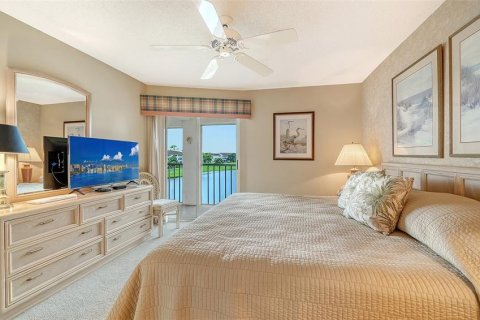 Condo in Sarasota, Florida, 2 bedrooms  № 2294452 - photo 16