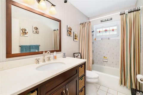 Casa en venta en Sarasota, Florida, 3 dormitorios, 181.44 m2 № 2387380 - foto 23