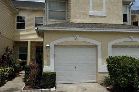 Adosado en alquiler en Largo, Florida, 3 dormitorios, 145.11 m2 № 1829215 - foto 2