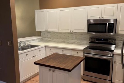 Adosado en alquiler en Largo, Florida, 3 dormitorios, 145.11 m2 № 1829215 - foto 4