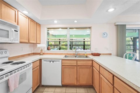House in Port Charlotte, Florida 2 bedrooms, 123 sq.m. № 1872980 - photo 12