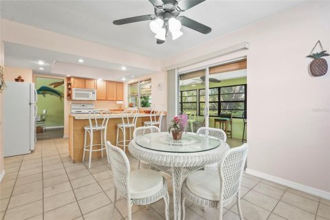 House in Port Charlotte, Florida 2 bedrooms, 123 sq.m. № 1872980 - photo 18