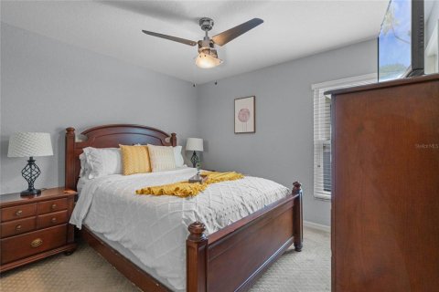 House in Davenport, Florida 5 bedrooms, 192.87 sq.m. № 1907198 - photo 18