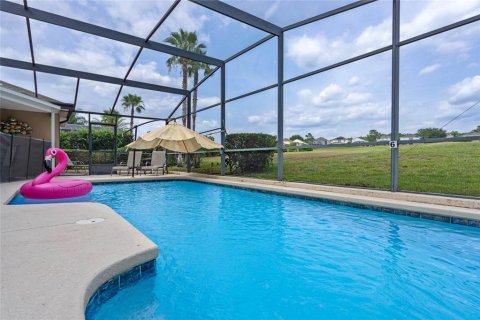 House in Davenport, Florida 5 bedrooms, 192.87 sq.m. № 1907198 - photo 29