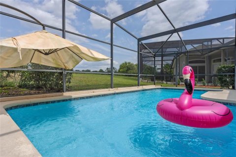 House in Davenport, Florida 5 bedrooms, 192.87 sq.m. № 1907198 - photo 28