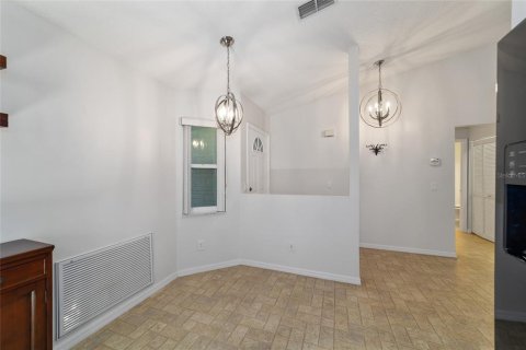 House in Ocala, Florida 2 bedrooms, 165.09 sq.m. № 1164569 - photo 13