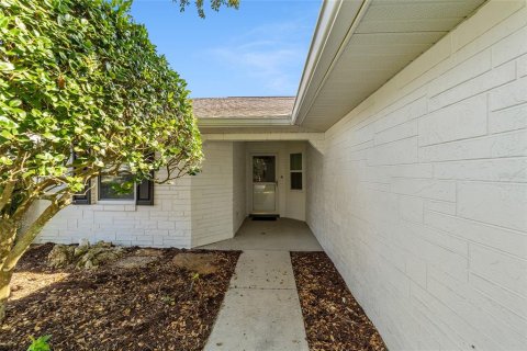 House in Ocala, Florida 2 bedrooms, 165.09 sq.m. № 1164569 - photo 5