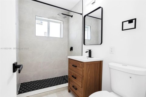 Снять в аренду виллу или дом в Маргит, Флорида 3 спальни, 85.47м2, № 1987119 - фото 30