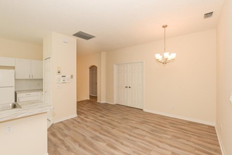 Casa en venta en Port St. Lucie, Florida, 3 dormitorios, 141.58 m2 № 2077855 - foto 11