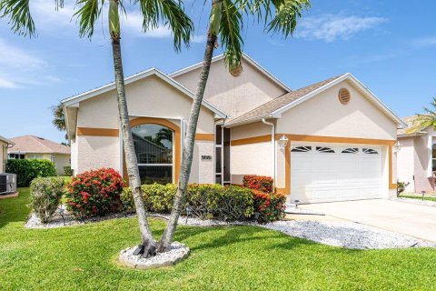 Casa en venta en Port St. Lucie, Florida, 3 dormitorios, 141.58 m2 № 2077855 - foto 4