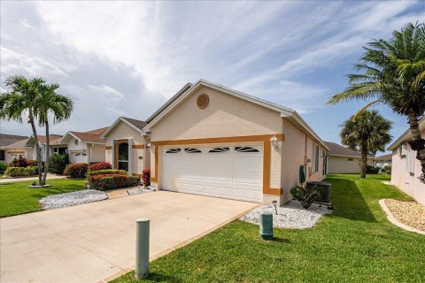 Casa en venta en Port St. Lucie, Florida, 3 dormitorios, 141.58 m2 № 2077855 - foto 7