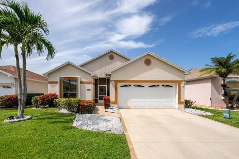 Casa en venta en Port St. Lucie, Florida, 3 dormitorios, 141.58 m2 № 2077855 - foto 3