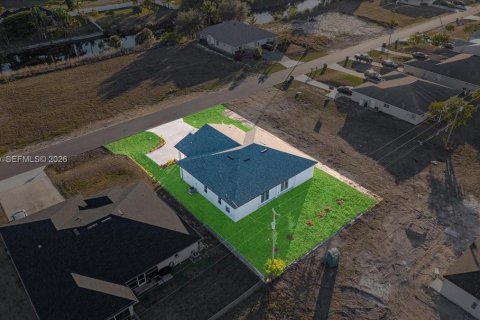 Propiedad comercial en venta en Cape Coral, Florida, 232.07 m2 № 2046034 - foto 22