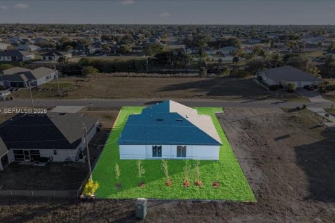 Propiedad comercial en venta en Cape Coral, Florida, 232.07 m2 № 2046034 - foto 23