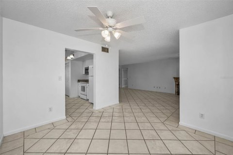 Copropriété à louer à Seminole, Floride: 2 chambres, 96.62 m2 № 2147683 - photo 10