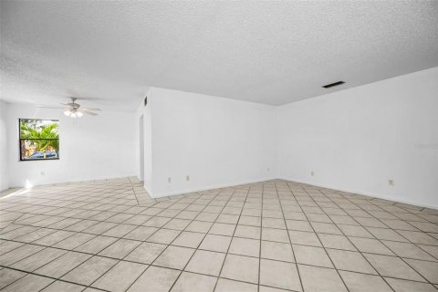 Copropriété à louer à Seminole, Floride: 2 chambres, 96.62 m2 № 2147683 - photo 8