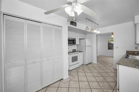 Copropriété à louer à Seminole, Floride: 2 chambres, 96.62 m2 № 2147683 - photo 19