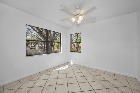 Copropriété à louer à Seminole, Floride: 2 chambres, 96.62 m2 № 2147683 - photo 4