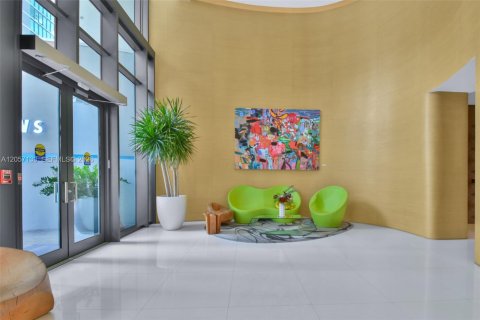 Купить кондоминиум в Майами, Флорида 1 спальня, 57.79м2, № 2158063 - фото 17
