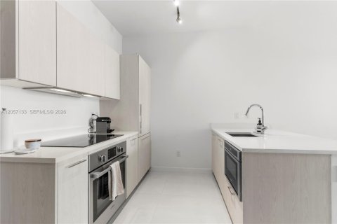 Купить кондоминиум в Майами, Флорида 1 спальня, 57.79м2, № 2158063 - фото 6