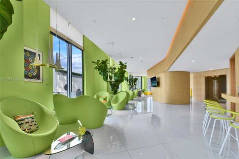 Купить кондоминиум в Майами, Флорида 1 спальня, 57.79м2, № 2158063 - фото 19