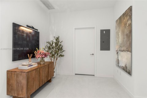 Купить кондоминиум в Майами, Флорида 1 спальня, 57.79м2, № 2158063 - фото 8