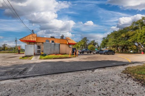 Commercial property in Groveland, Florida 131.83 sq.m. № 2103997 - photo 5