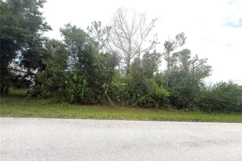 Land in Englewood, Florida № 1799909 - photo 1
