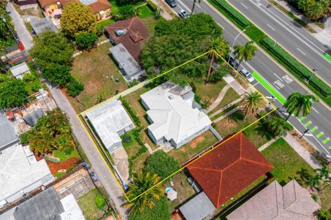 House in Hollywood, Florida 2 bedrooms, 83.61 sq.m. № 1878511 - photo 4