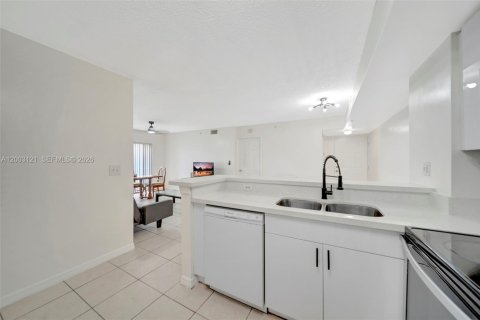 Condominio en venta en Davie, Florida, 3 dormitorios, 122.07 m2 № 2066496 - foto 8