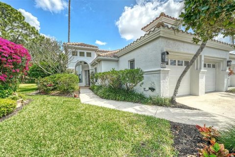Casa en venta en Sarasota, Florida, 2 dormitorios, 158.58 m2 № 2096952 - foto 2