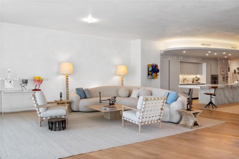 Copropriété à vendre à Miami Beach, Floride: 5 chambres, 365.66 m2 № 1945771 - photo 25