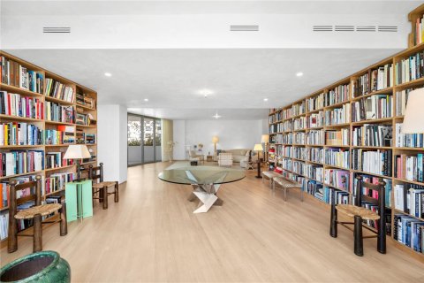 Copropriété à vendre à Miami Beach, Floride: 5 chambres, 365.66 m2 № 1945771 - photo 7