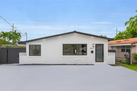 Villa ou maison à Miami, Floride 3 chambres, 130.9 m2 № 2411996