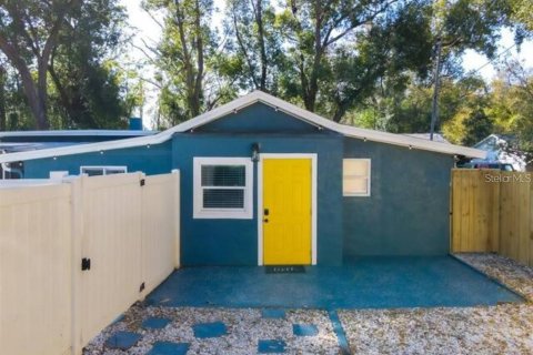 Commercial property in Orlando, Florida 179.67 sq.m. № 2095495 - photo 23