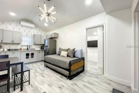 Commercial property in Orlando, Florida 179.67 sq.m. № 2095495 - photo 26