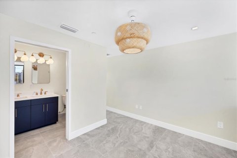 Condo in Sarasota, Florida, 2 bedrooms  № 2148373 - photo 22
