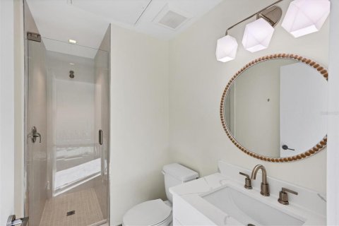 Condo in Sarasota, Florida, 2 bedrooms  № 2148373 - photo 15