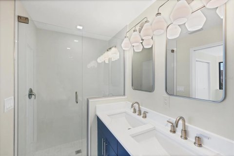 Condo in Sarasota, Florida, 2 bedrooms  № 2148373 - photo 24