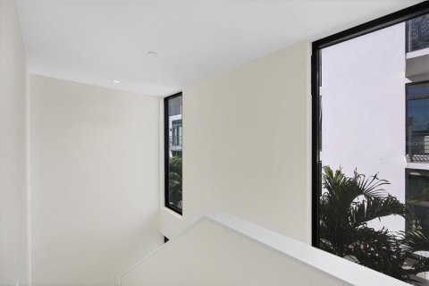Condo in Sarasota, Florida, 2 bedrooms  № 2148373 - photo 17