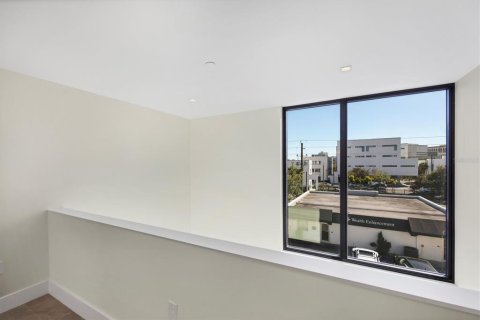 Condo in Sarasota, Florida, 2 bedrooms  № 2148373 - photo 21